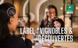 Photo - News LABEL LABEL